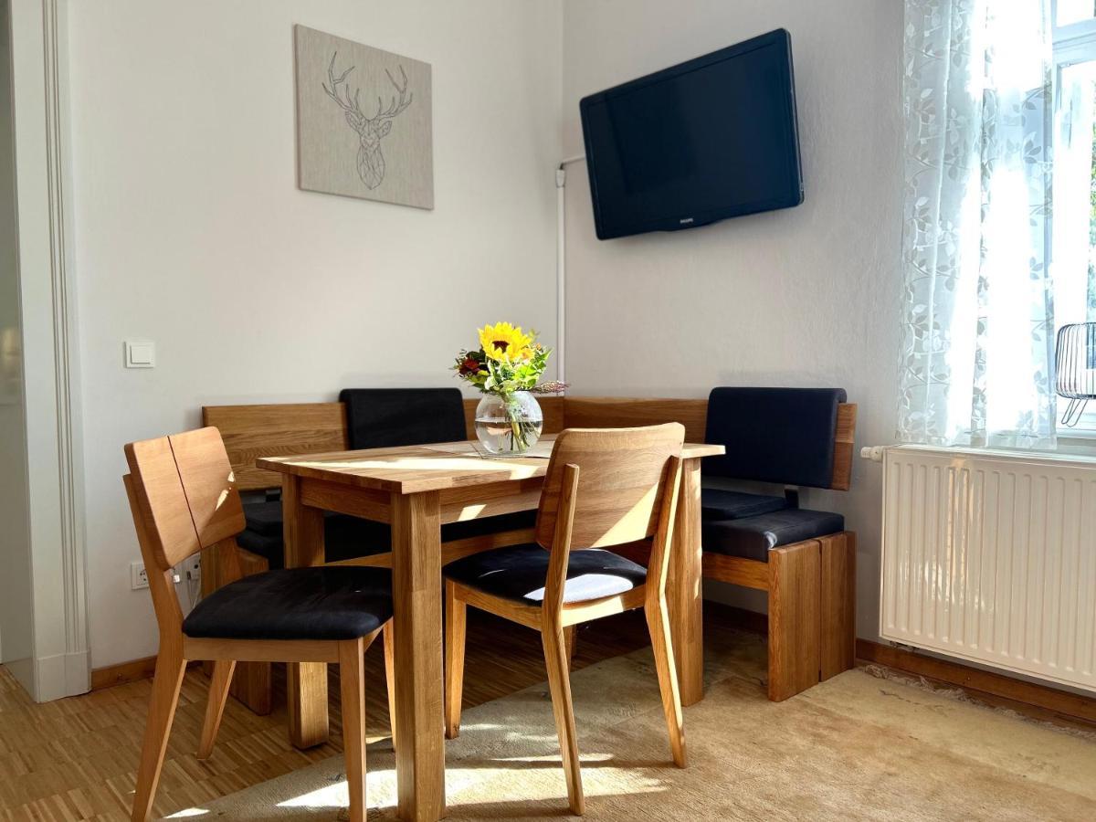 Schlosspark Apartment I 80Qm I 3 Betten I Bei Dresden Heidenau Kültér fotó