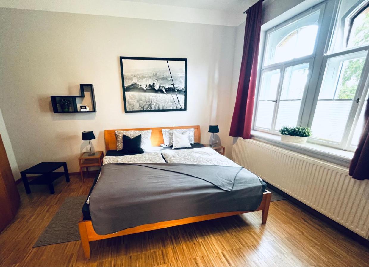 Schlosspark Apartment I 80Qm I 3 Betten I Bei Dresden Heidenau Kültér fotó